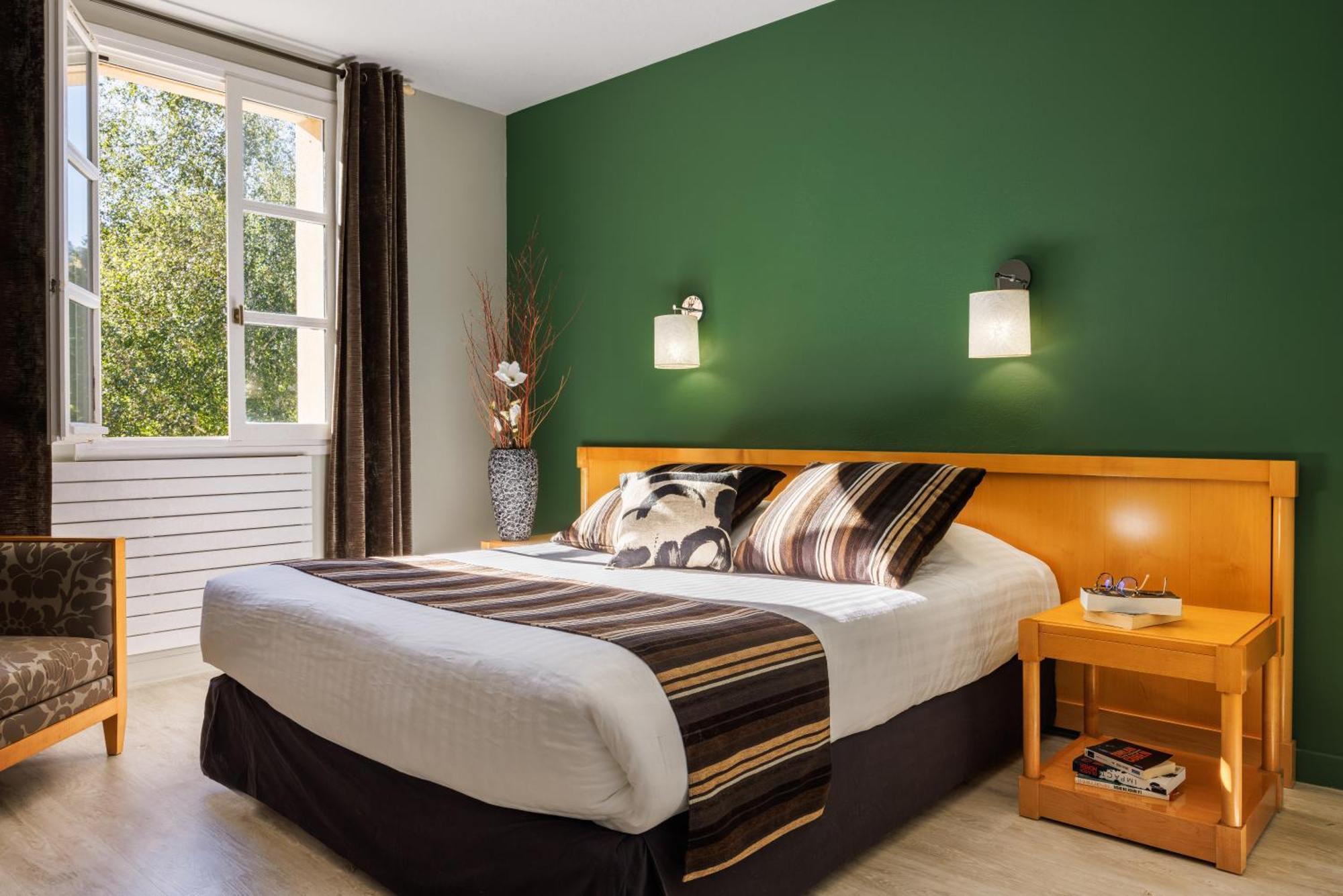 Logis Hotel Golf Le Domaine Du Val De Sorne 베르앙투아 외부 사진