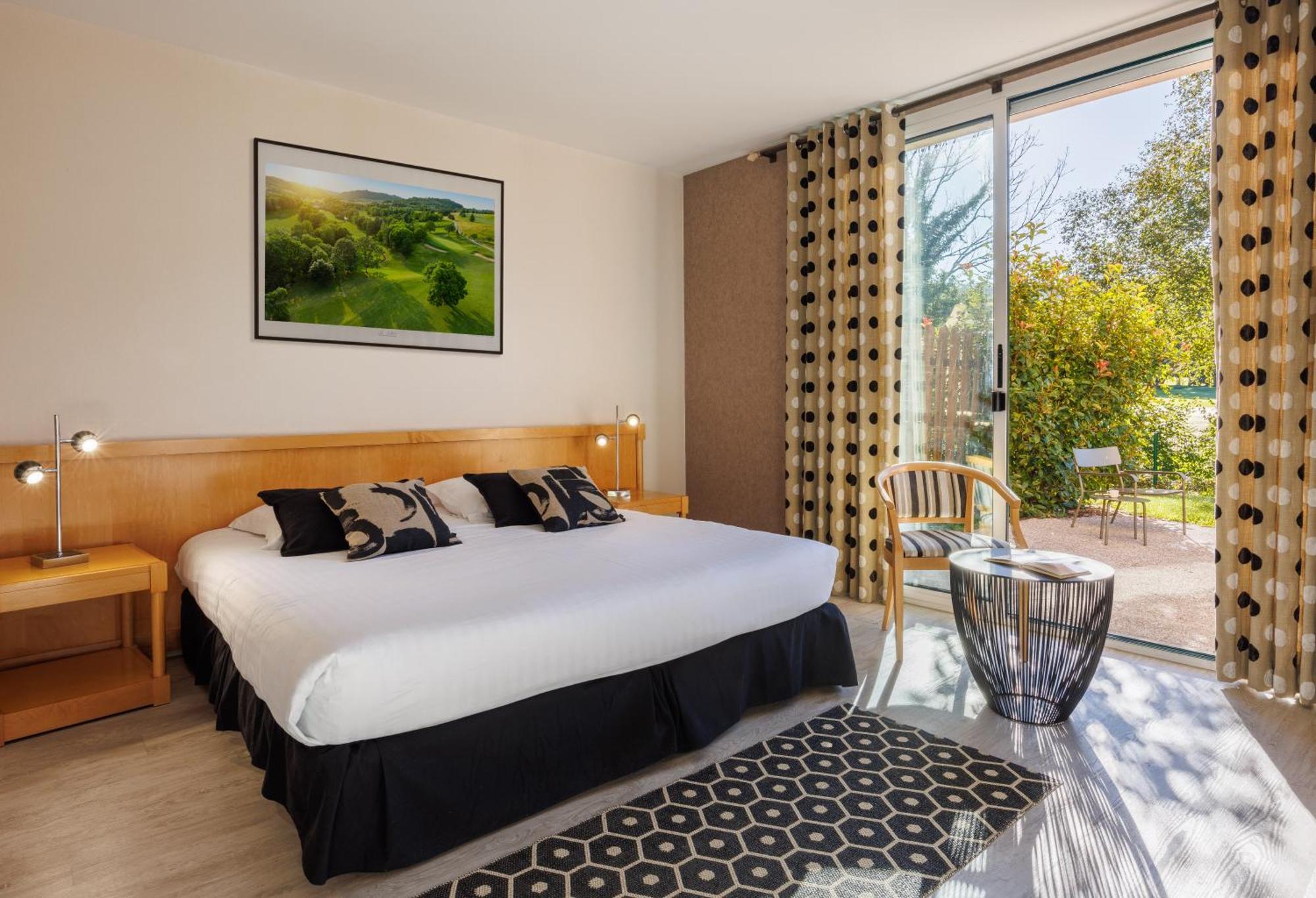 Logis Hotel Golf Le Domaine Du Val De Sorne 베르앙투아 외부 사진