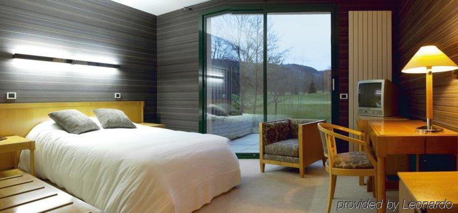 Logis Hotel Golf Le Domaine Du Val De Sorne 베르앙투아 외부 사진